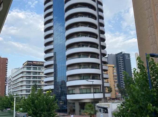 17 Calle Lepanto